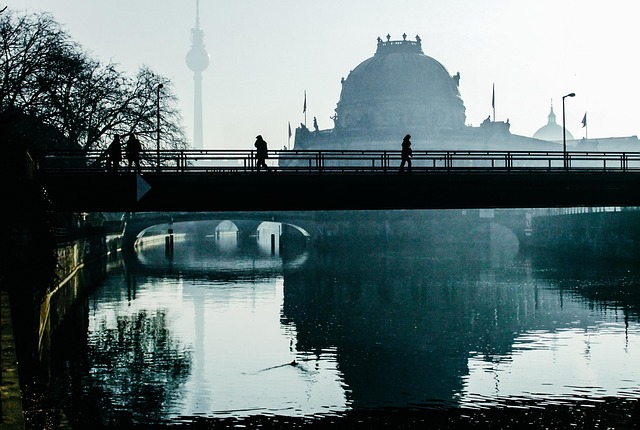 Berlin efter mørkets frembrud: En guide til byens natteliv